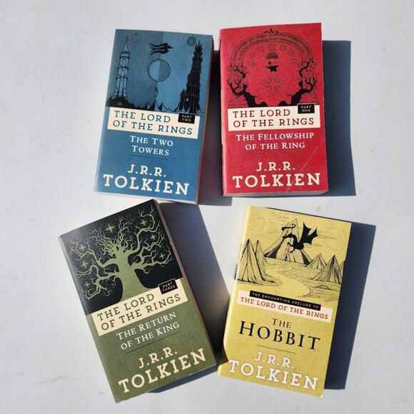 NEW J.R.R. Tolkien Book Bundle Set The Hobbit Lord of the Rings 4 Books Paperbac - Picture 5 of 11